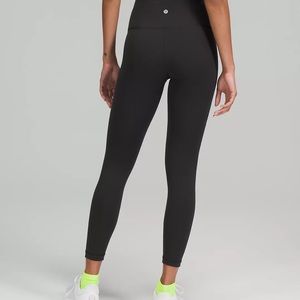 Lululemon luxtreme 25”. Size 4. Black.
